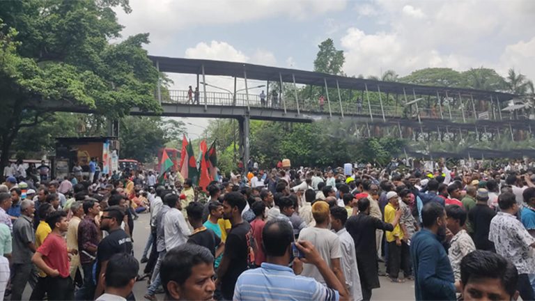 ইশরাকের শপথের দাবি