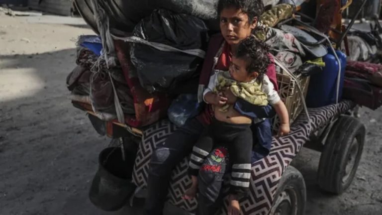 গাজায় ক্ষুধায় ৩২৬ মৃত্যু