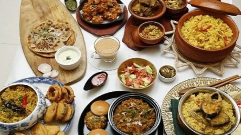 বৃষ্টির দিনে যা খাওয়া যায়