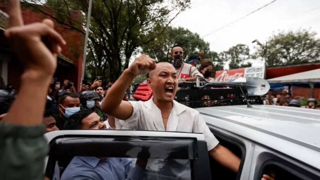 নেপালের রাস্তায় জেন জি