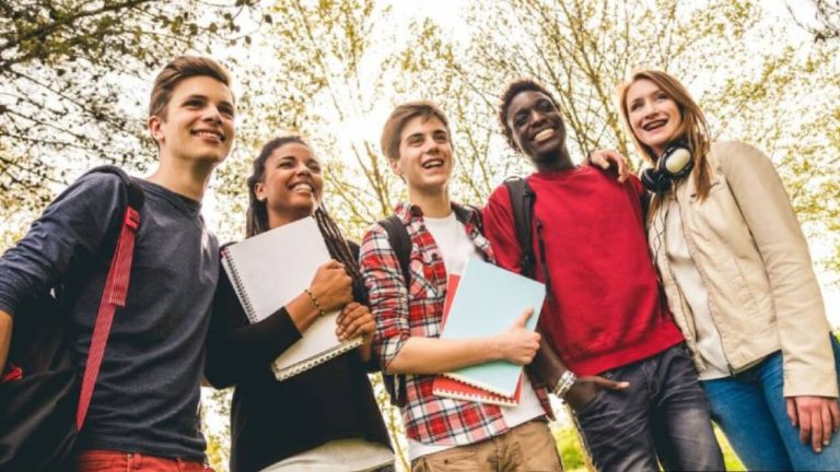 বিনা মূল্যে পিএইচডি