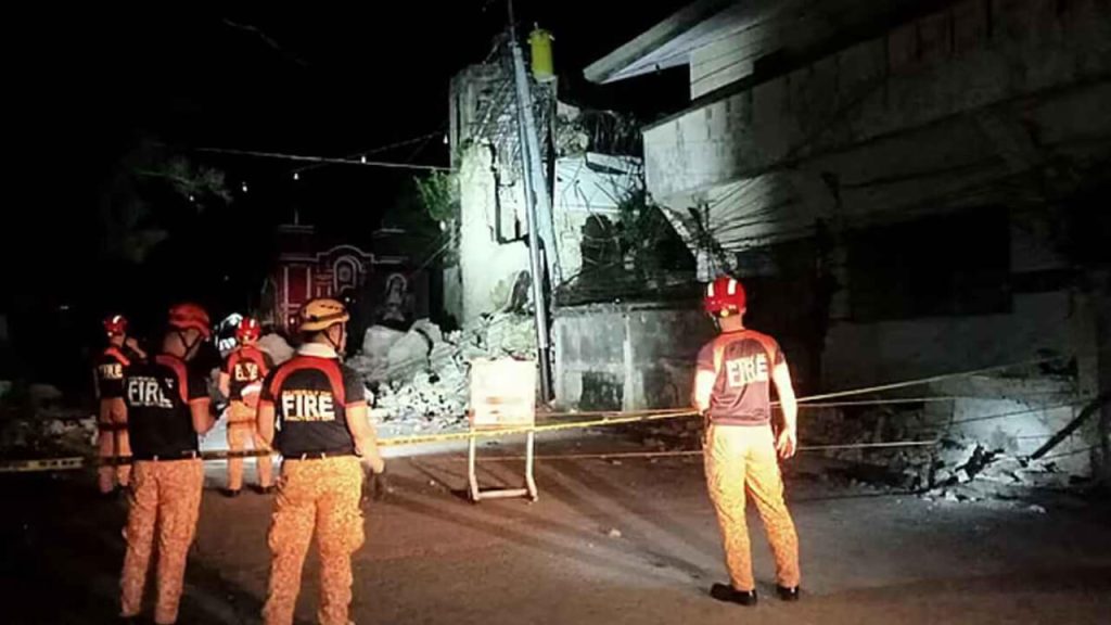 ফিলিপাইনে শক্তিশালী ভূমিকম্প